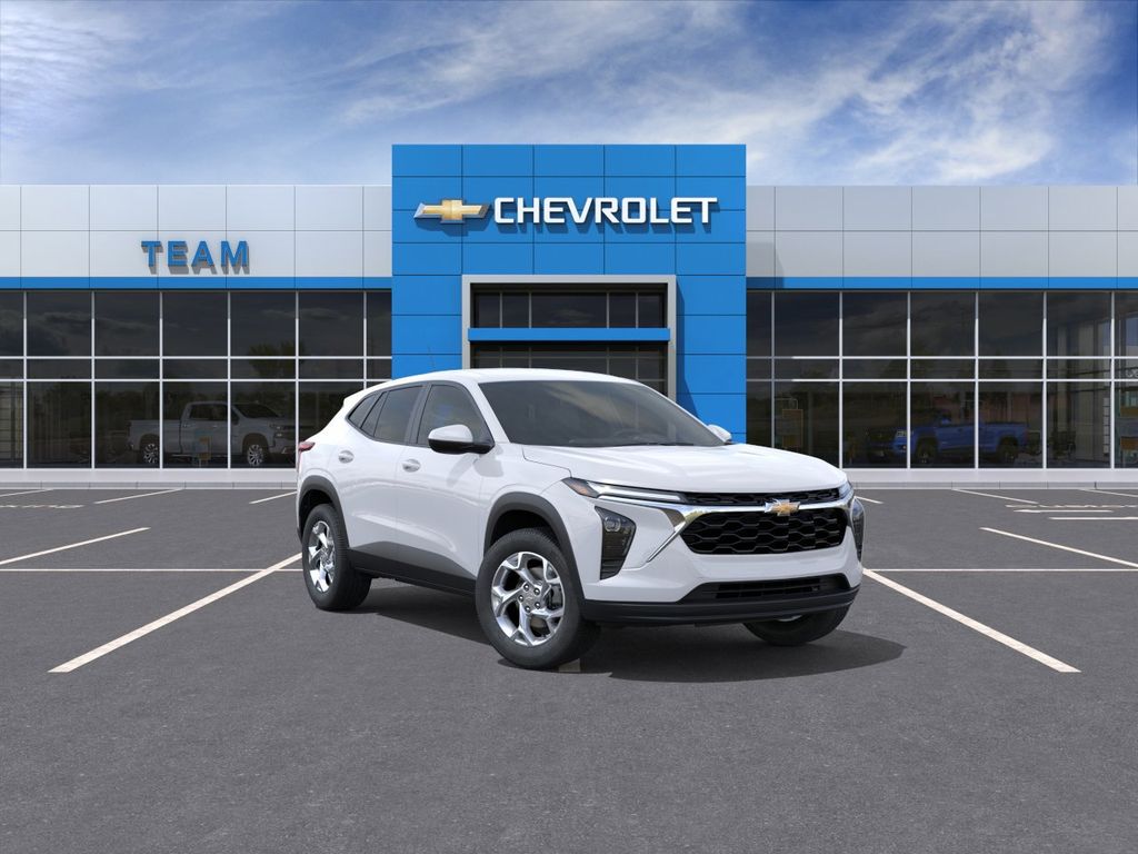 Summit White 2026 Chevrolet Trax LS FWD SUV / Crossover Front-Wheel Drive 6-Speed Automatic