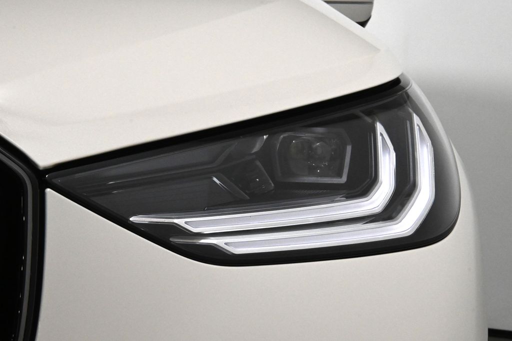 Thumbnail: 2026 BMW X3 - 11