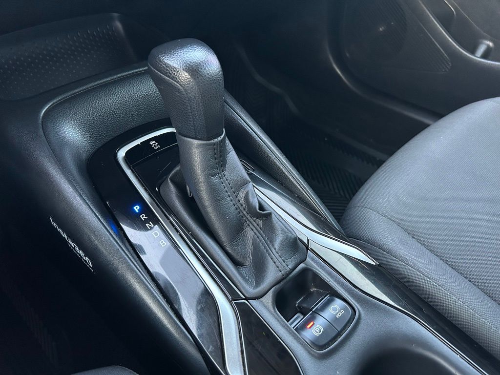 Thumbnail: 2021 Toyota Corolla - 25