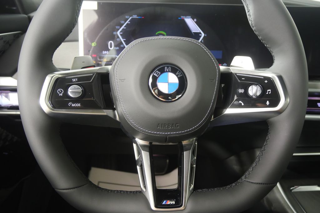 Thumbnail: 2026 BMW 7 Series - 21