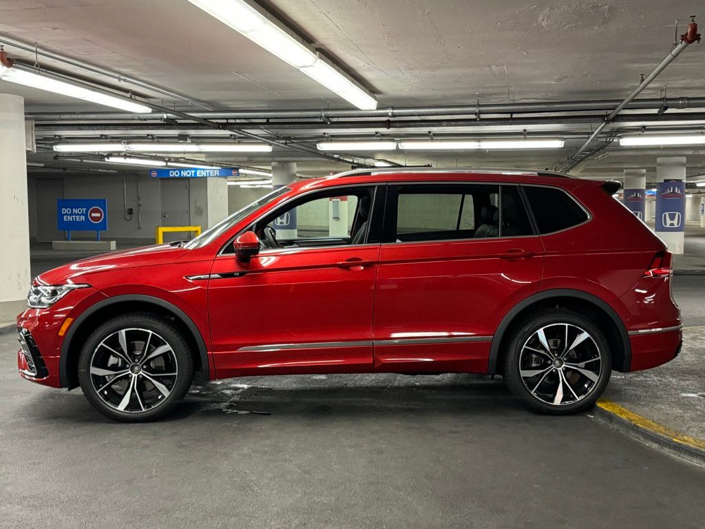 2024 Volkswagen Tiguan 2.0T SEL R-Line 26