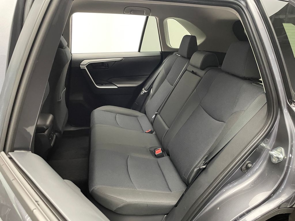 Thumbnail: 2025 Toyota RAV4 - 32