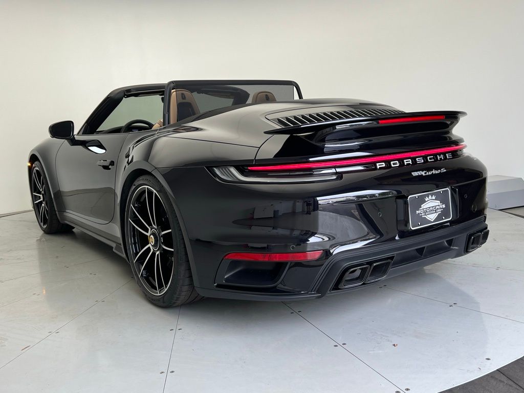 Thumbnail: 2024 Porsche 911 - 3