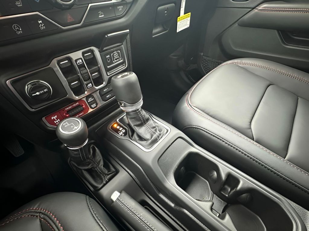 2026 Jeep Wrangler 4-Door Rubicon - Photo 27