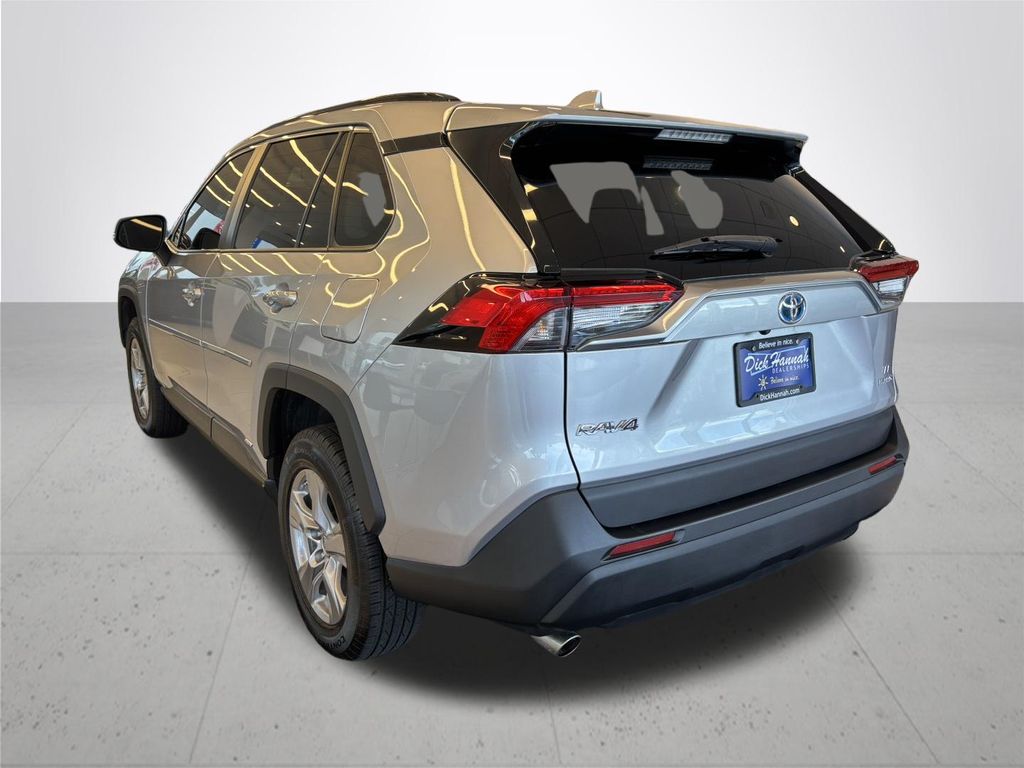 2023 Toyota RAV4 Hybrid LE