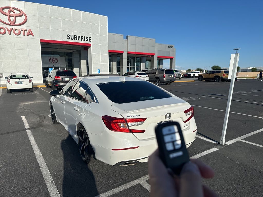 Thumbnail: 2019 Honda Accord - 6