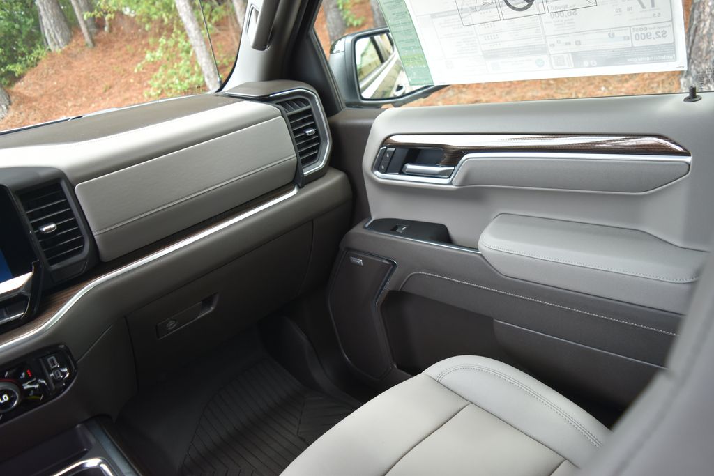 2026 Chevrolet Silverado 1500 RST - Photo 12