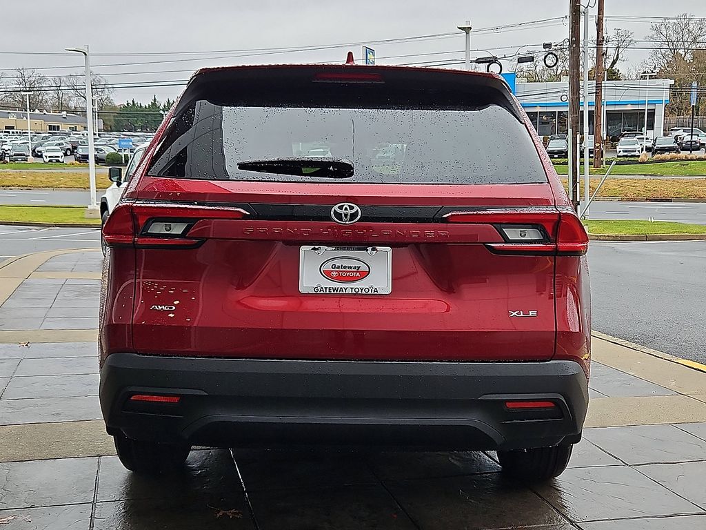 Thumbnail: 2026 Toyota Grand Highlander - 6