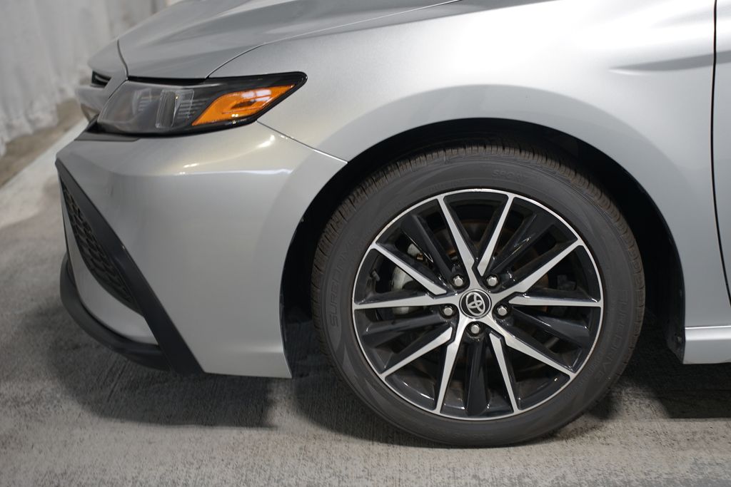 Thumbnail: 2023 Toyota Camry - 5