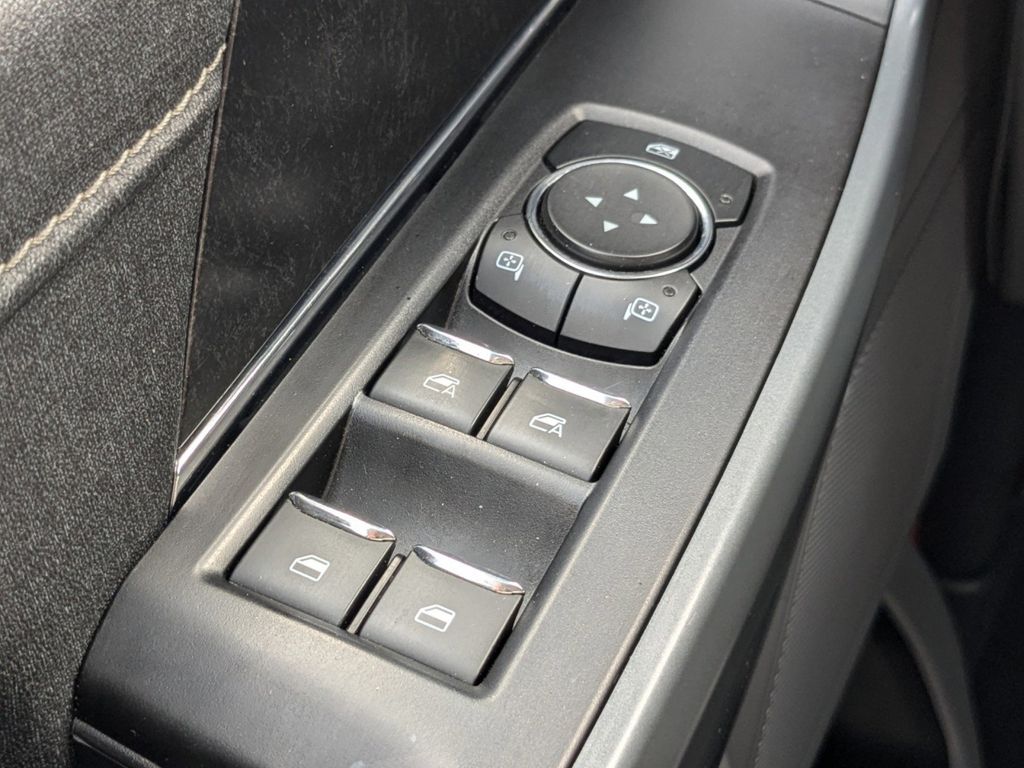 2022 Ford F-150 Lightning XLT