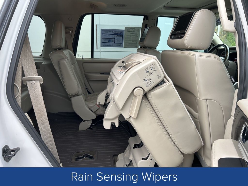 2017 Lincoln Navigator Select