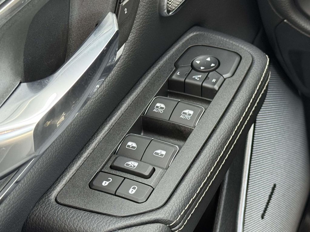 New 2026 Silver Ram Laramie image 27