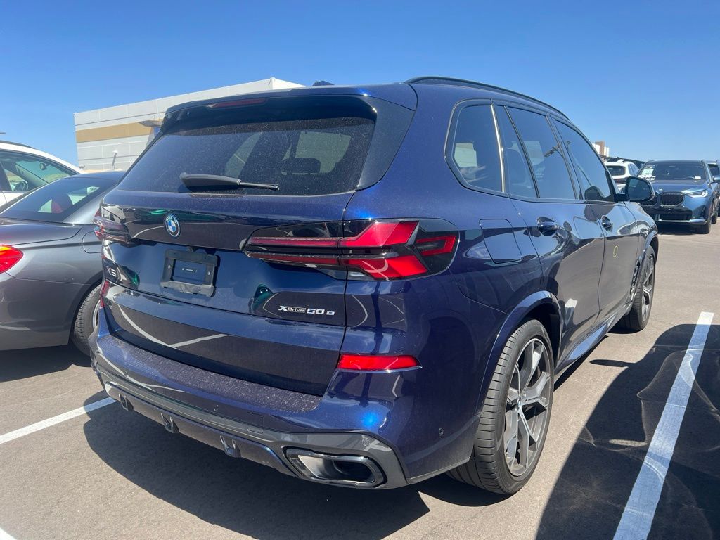 Thumbnail: 2024 BMW X5 - 7