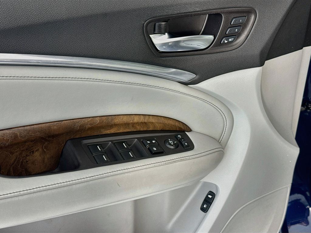 Thumbnail: 2019 Acura MDX - 24
