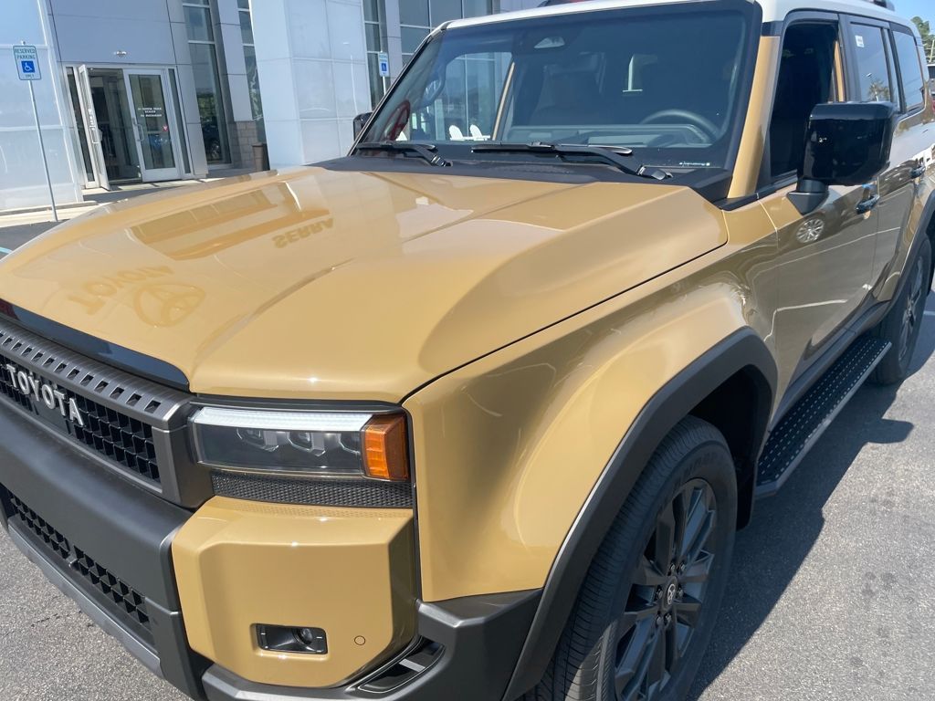 2025 Toyota Land Cruiser photo 25