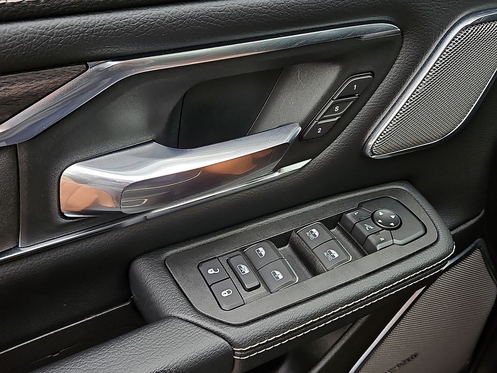 2026 RAM 1500 Laramie - Photo 13