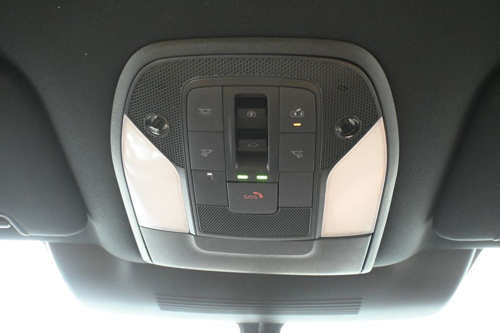 Thumbnail: 2026 INFINITI QX60 - 16