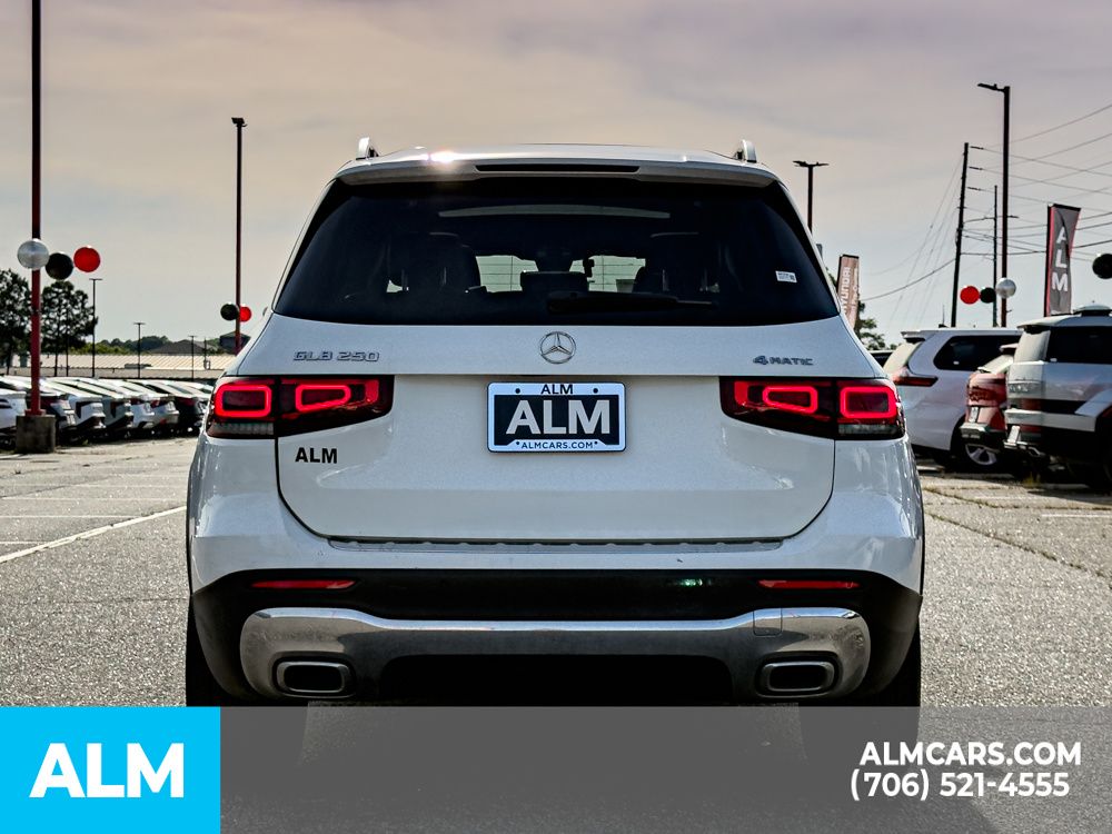 Used 2022 Polar White Mercedes-Benz GLB 250 image 5