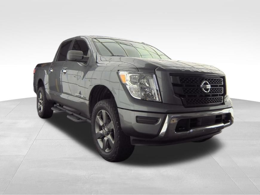 2021 Nissan Titan SV 2