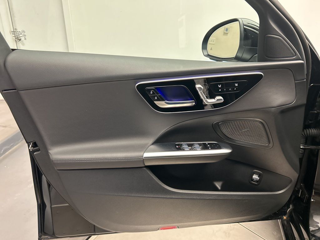 Thumbnail: 2025 Mercedes-Benz C-Class - 11