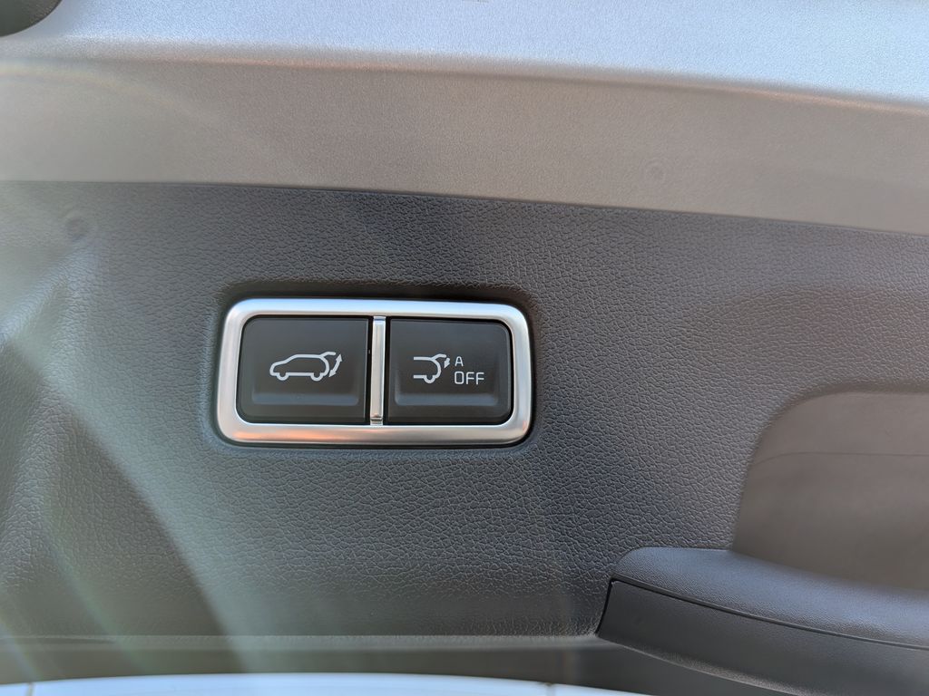 New 2026 White Kia EX image 24