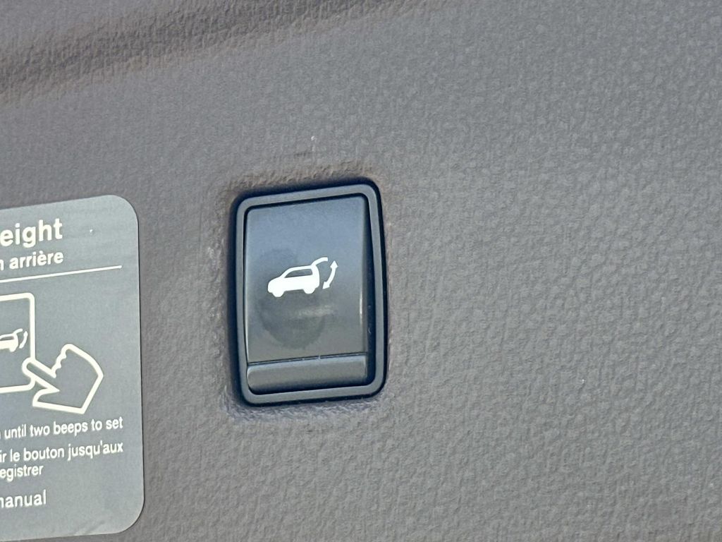 Thumbnail: 2021 INFINITI QX50 - 25