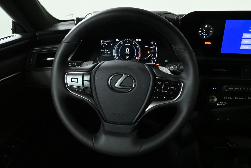 2025 Lexus ES 350 Luxury 18