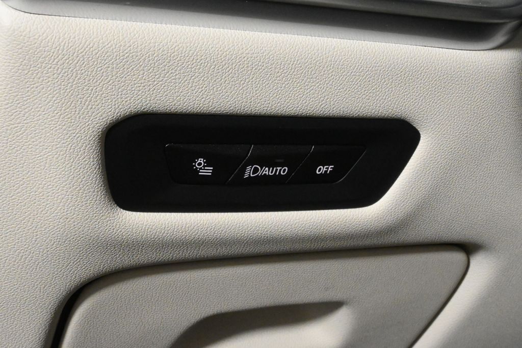2025 BMW X5 xDrive40i 26