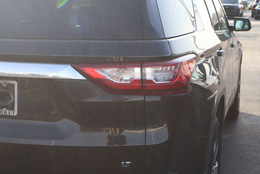 Thumbnail: 2020 Chevrolet Traverse - 10