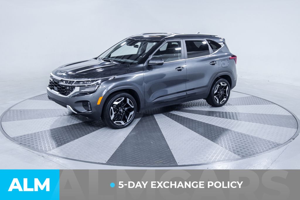 Used 2024 Gray Kia SX image 3