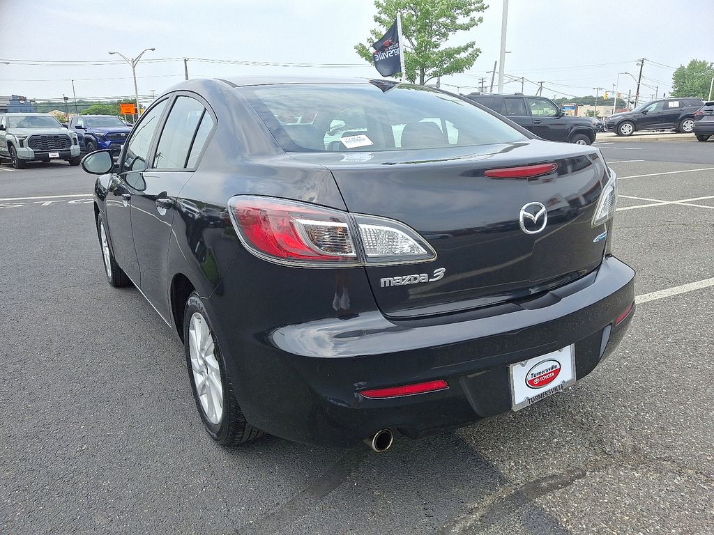 2013 Mazda Mazda3 i Touring 4