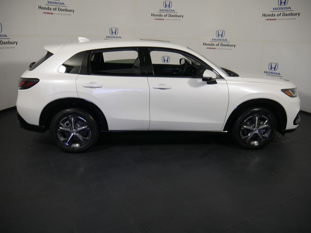 Thumbnail: 2027 Honda HR-V - 3
