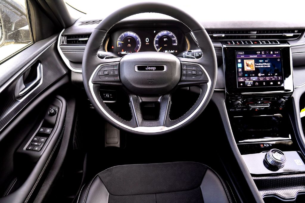 New Car 2025 Jeep Grand Cherokee  Altitude X For Sale Under $50,000 In Taylor, Texas