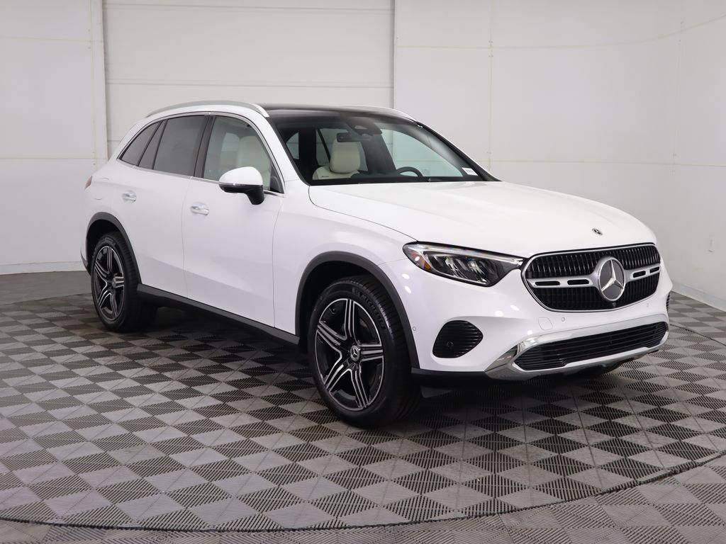 Thumbnail: 2026 Mercedes-Benz GLC - 3