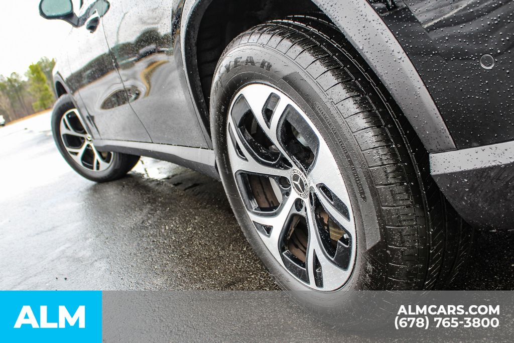 Used 2026 Black Mercedes-Benz GLC 350e image 15