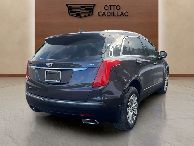 used 2018 Cadillac XT5 car, priced at $20,400