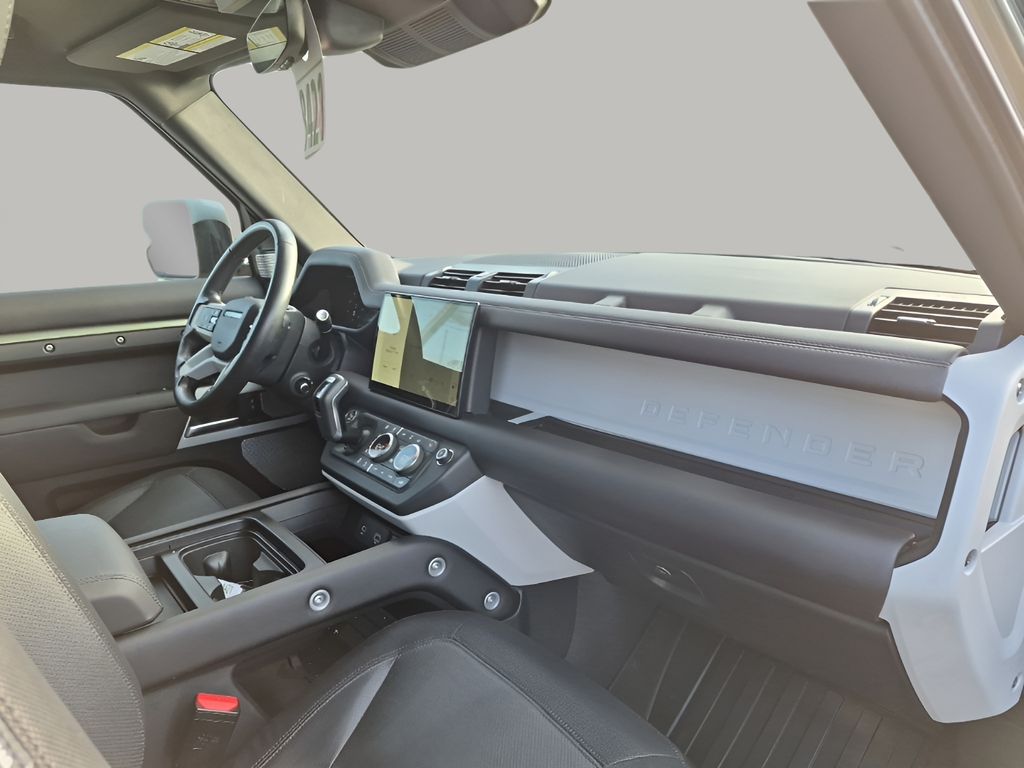 Used Car 2024 Land Rover Defender 130  X-dynamic Se For Sale Under $60,000 In Austin, Texas