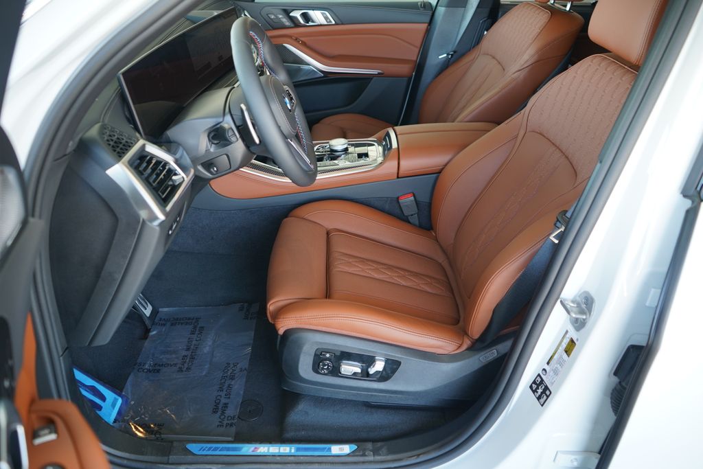 Thumbnail: 2026 BMW X5 - 10