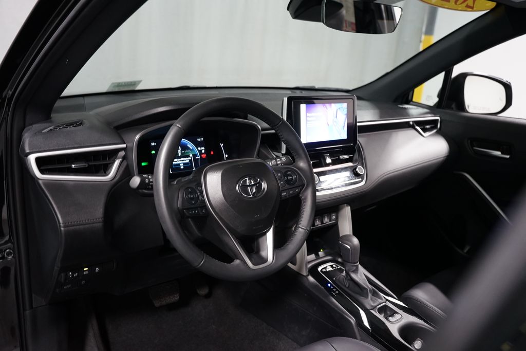 Thumbnail: 2025 Toyota Corolla Cross - 11