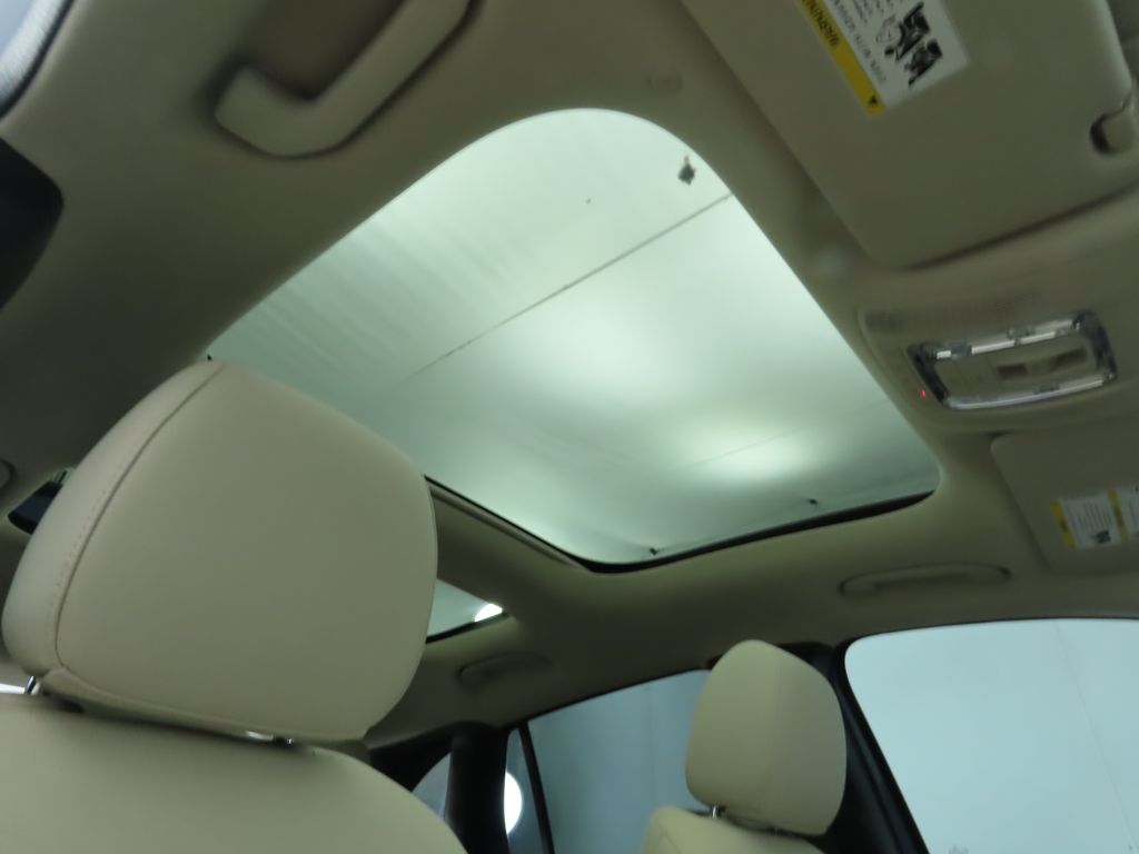 Thumbnail: 2021 Mercedes-Benz GLA - 18