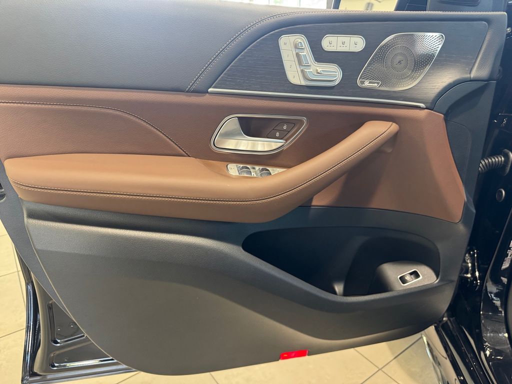 new 2026 Mercedes-Benz GLE car