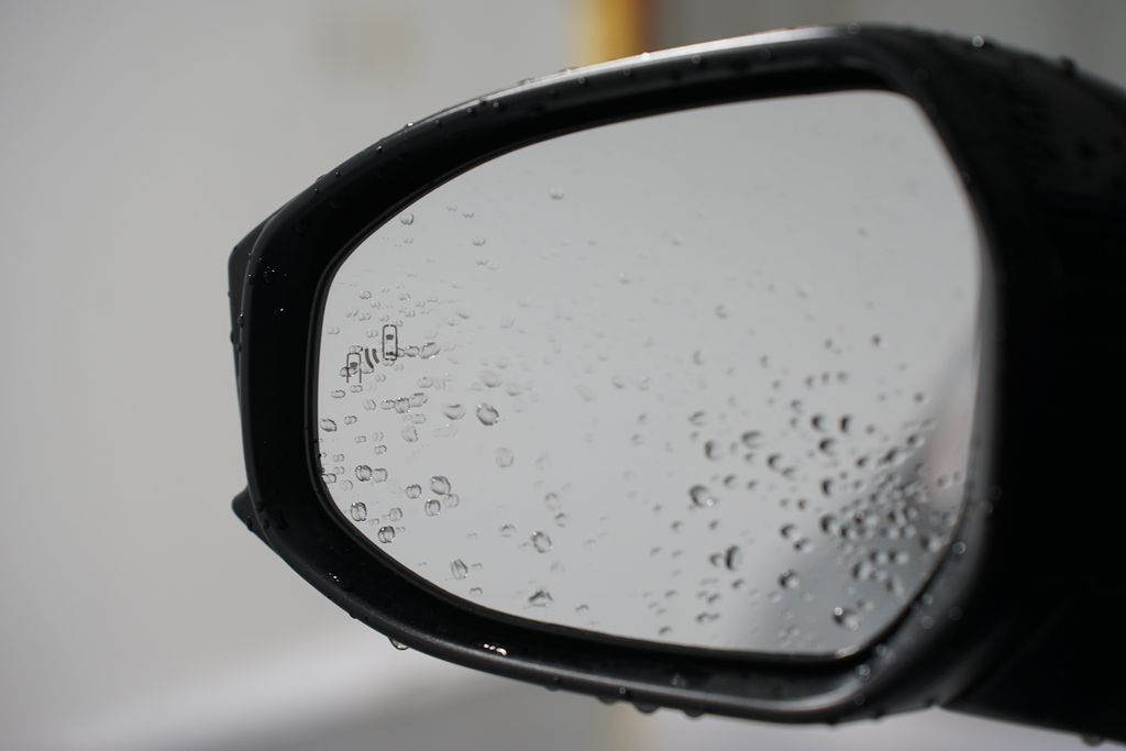 Thumbnail: 2026 Toyota Prius - 25