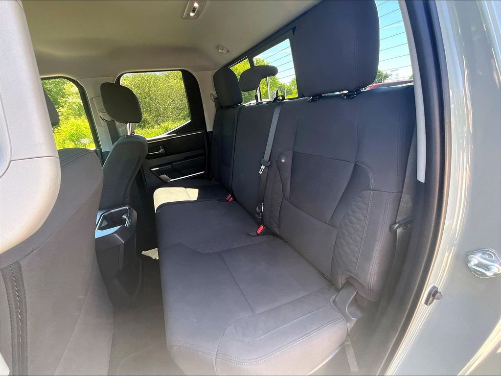 2023 Toyota Tundra — photo 15