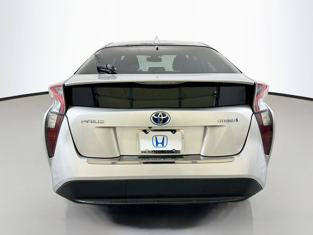 Thumbnail: 2016 Toyota Prius - 6