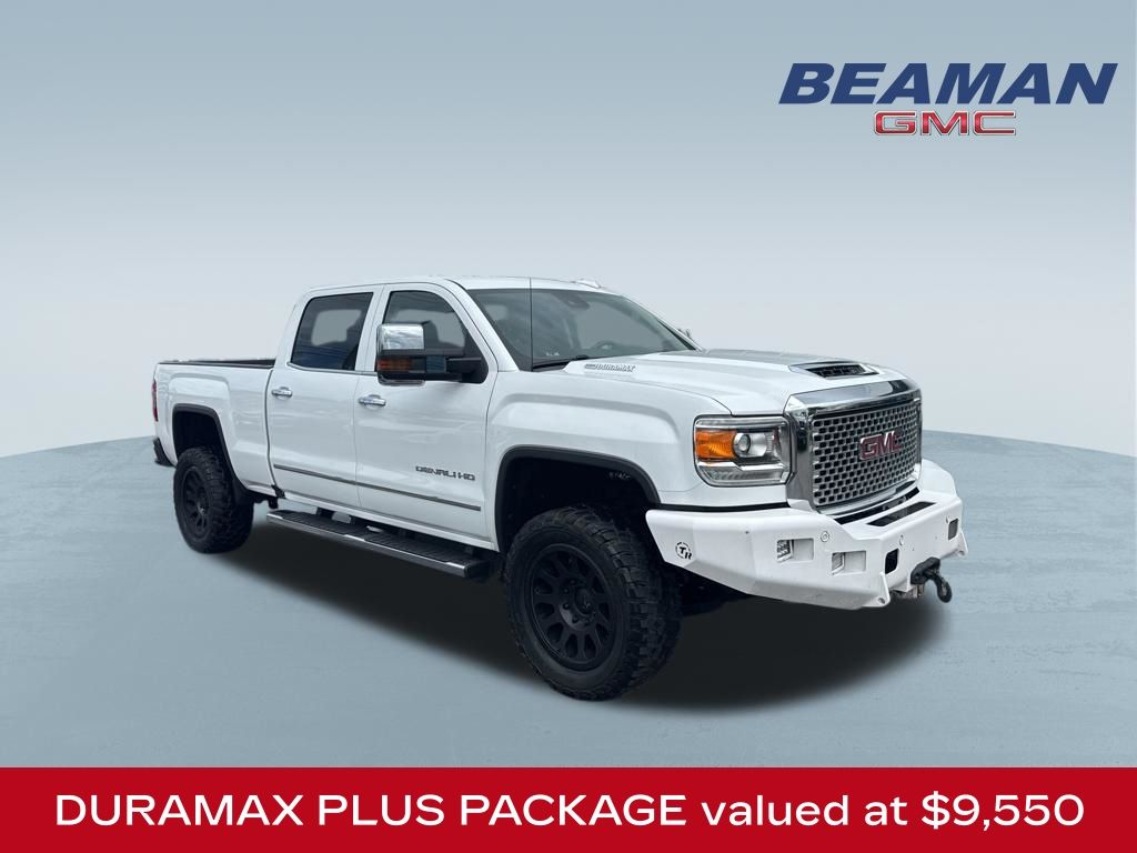 Summit White 2017 GMC Sierra 2500HD Pickup Truck Four-Wheel Drive 6-Speed Automatic