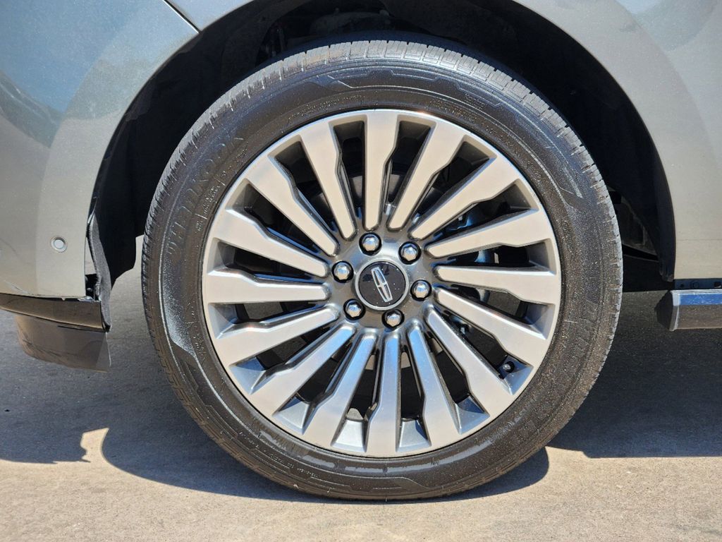 2019 Lincoln Navigator L Reserve 11