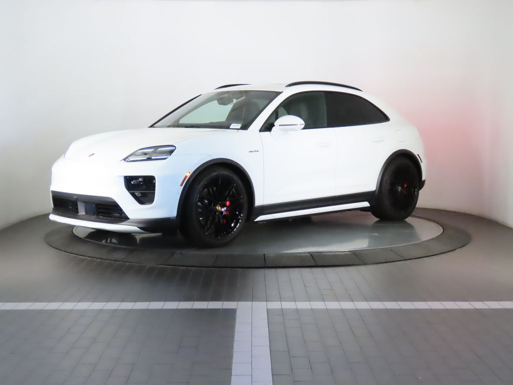 Thumbnail: 2025 Porsche Macan - 1