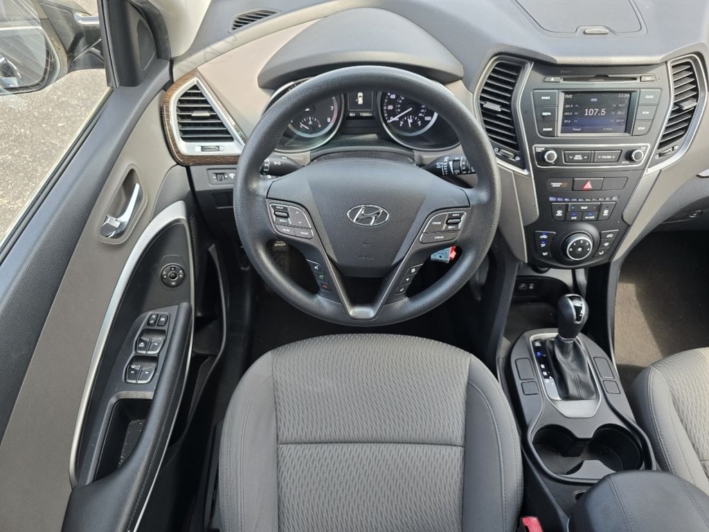 Used 2018 Gray Hyundai  image 22