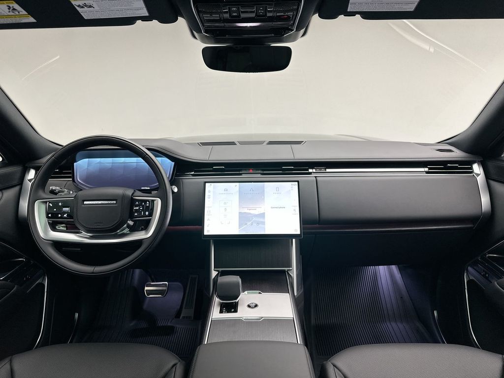 Thumbnail: 2025 Land Rover Range Rover - 7