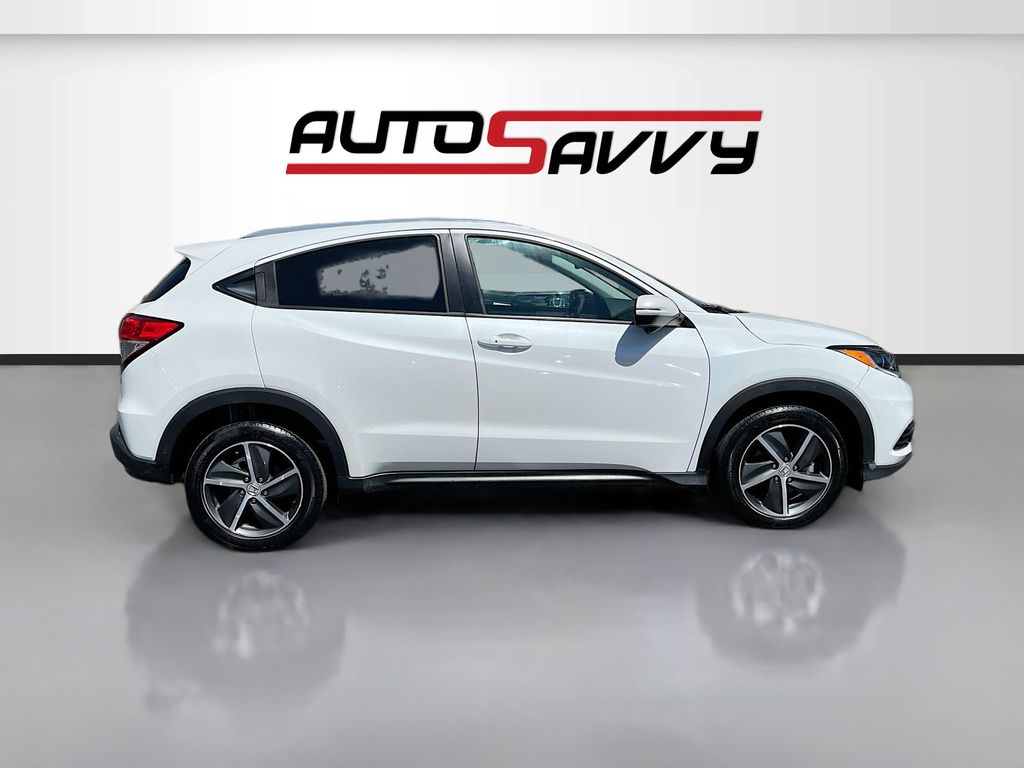 Used 2022 White Honda EX image 8